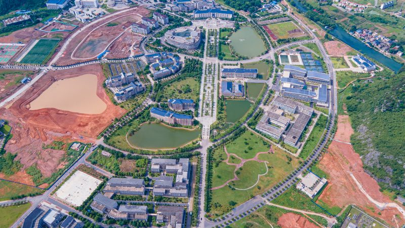 上海继电器公司报价明细：揭秘继电器选型的关键因素**
