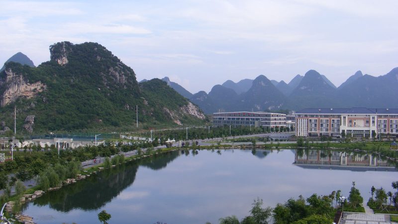 小型继电器尺寸解析：欧姆龙继电器尺寸如何选择**