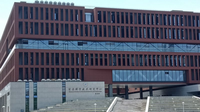 SMT贴片加工设备参数解析：关键指标与选型要点